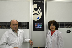 Left: Valerij Eremejev (Hatchery Engineer), right: Svetlana Skopina (Hatchery Manager)