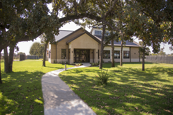 Texan University opens new avian health complex