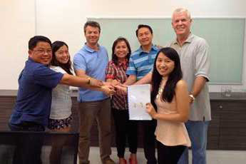 From left to right: Mr Romel Labay (Proline   Petersime distributor for the Philippines), Miss Michelle Lolim (Responsible of the LDP processing plant), Mr Philippe Boxho (Petersime Area Sales Manager), Mrs Maan Lolim (LDP owner), Mr Benjamin Lolim (LDP owner), Miss Christa Lolim (Responsible of the LDP hatchery) and Mr Grier Moran (Proline)