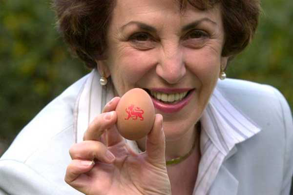 Edwina Currie launches new lion code of practice