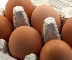 UK egg consumers paying more whilst producers get less