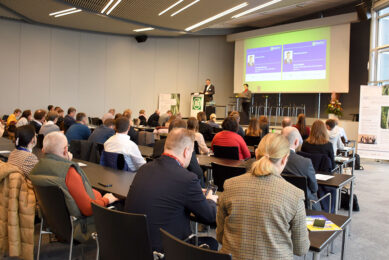 Farmers and stakeholders gathered at EuroTier to learn more about the current situation of the agricultural sector in Ukraine. Photo: Chris McCullough